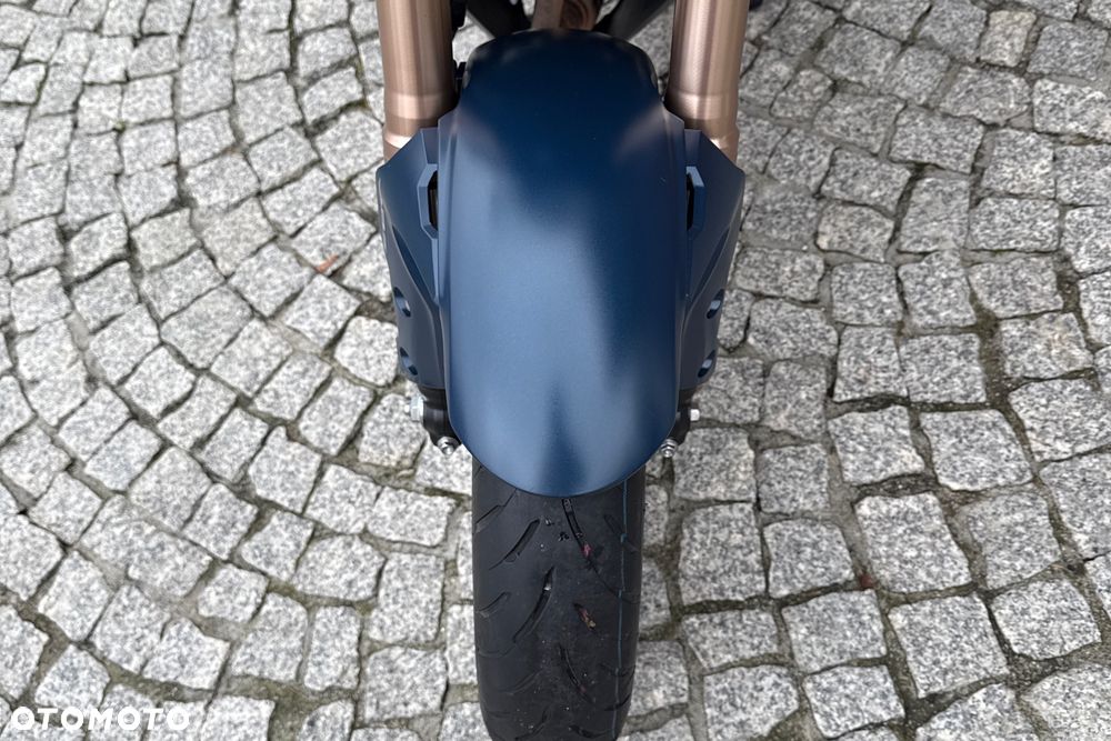 Honda CB - 22