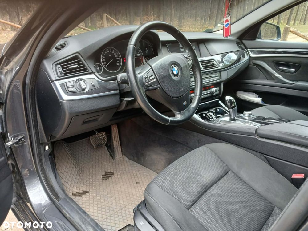 BMW Seria 5 520d - 4