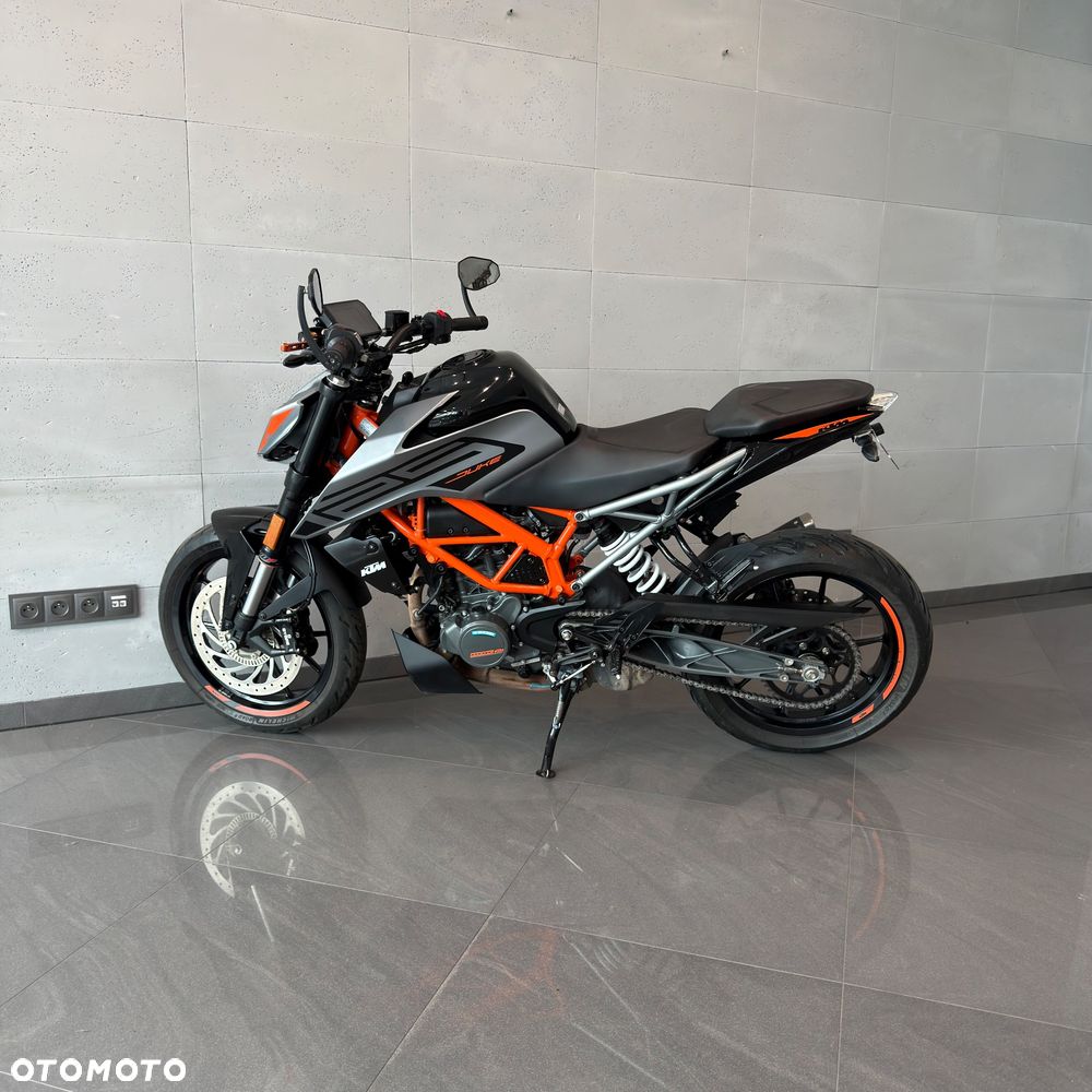 KTM Duke 125 - 8