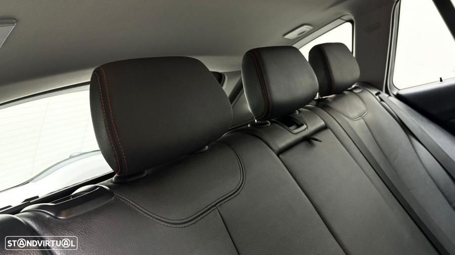 BMW 320 d Touring xDrive Sport Line - 26
