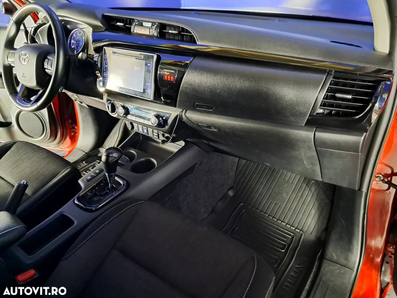 Toyota Hilux - 18