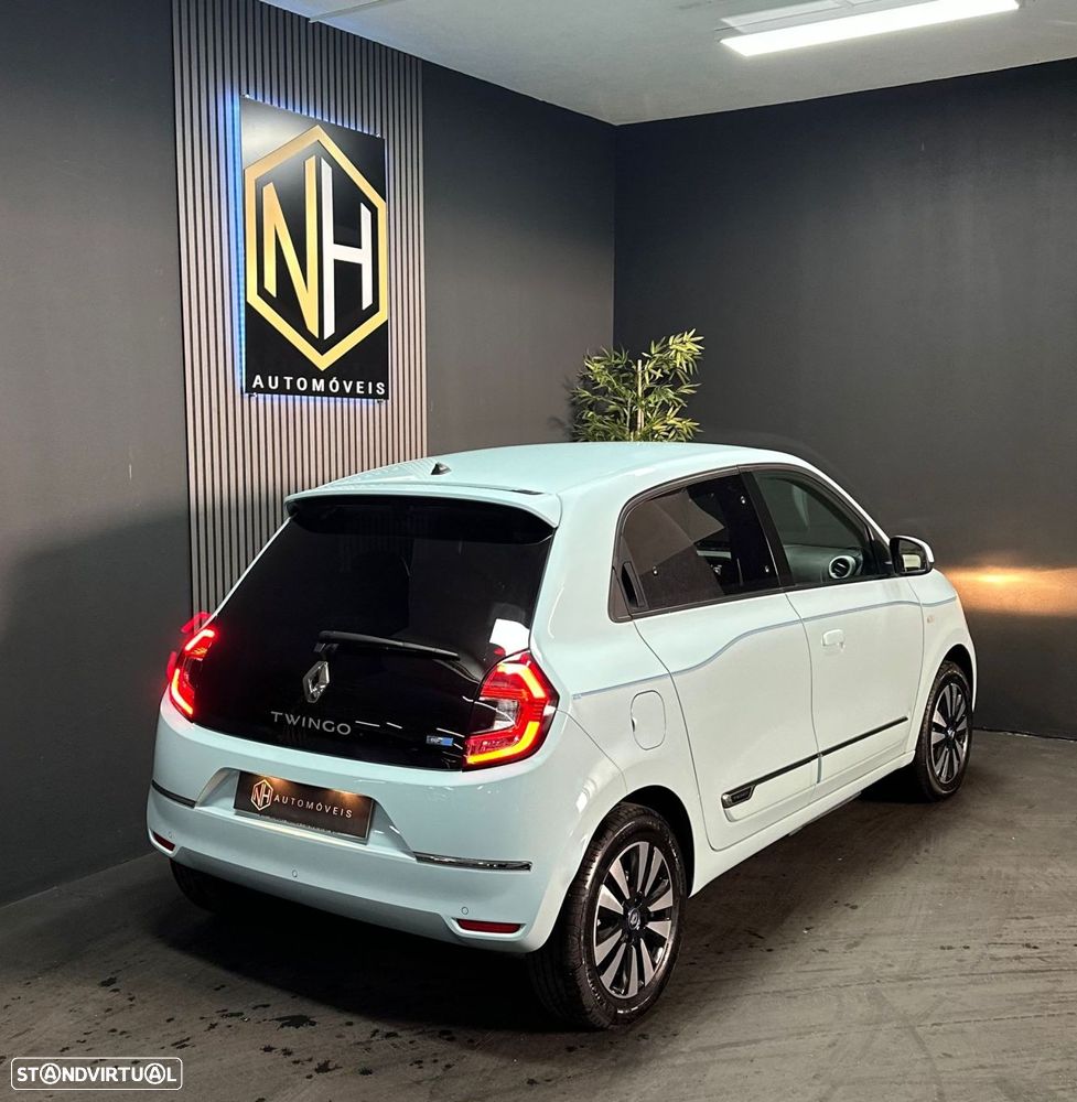 Renault Twingo Z.E. 22 Intens - 4
