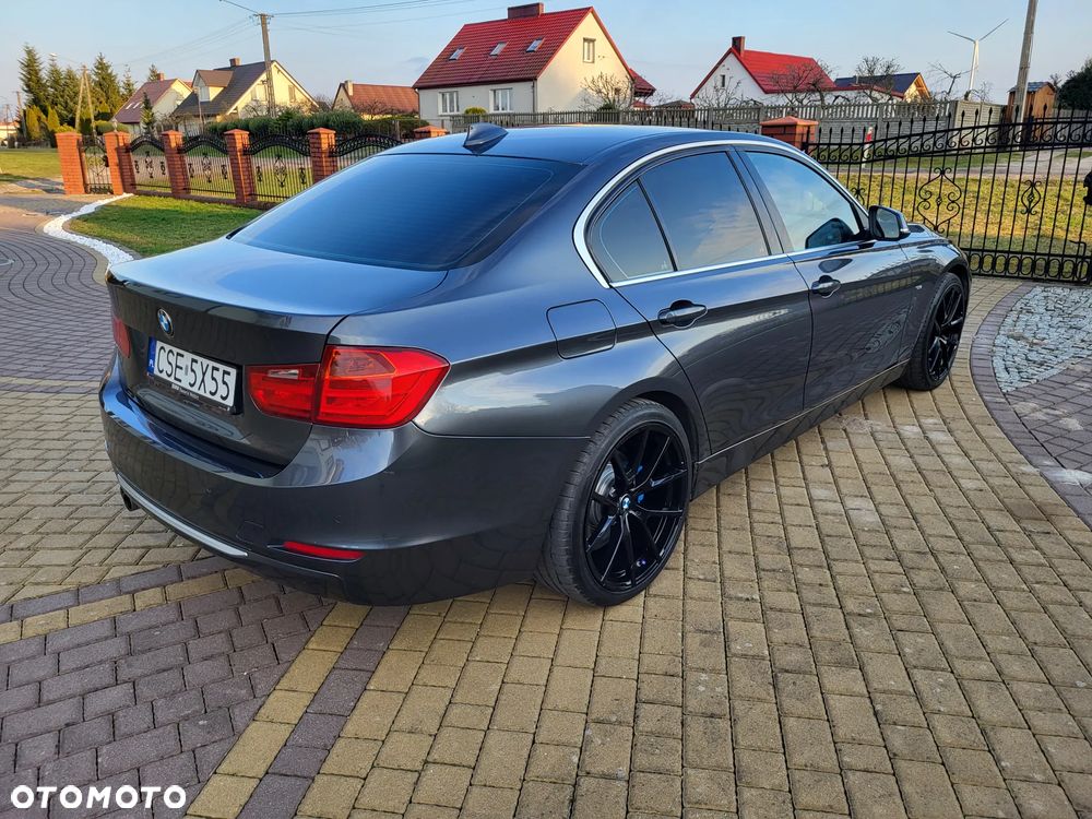 BMW Seria 3 328i Modern Line - 16