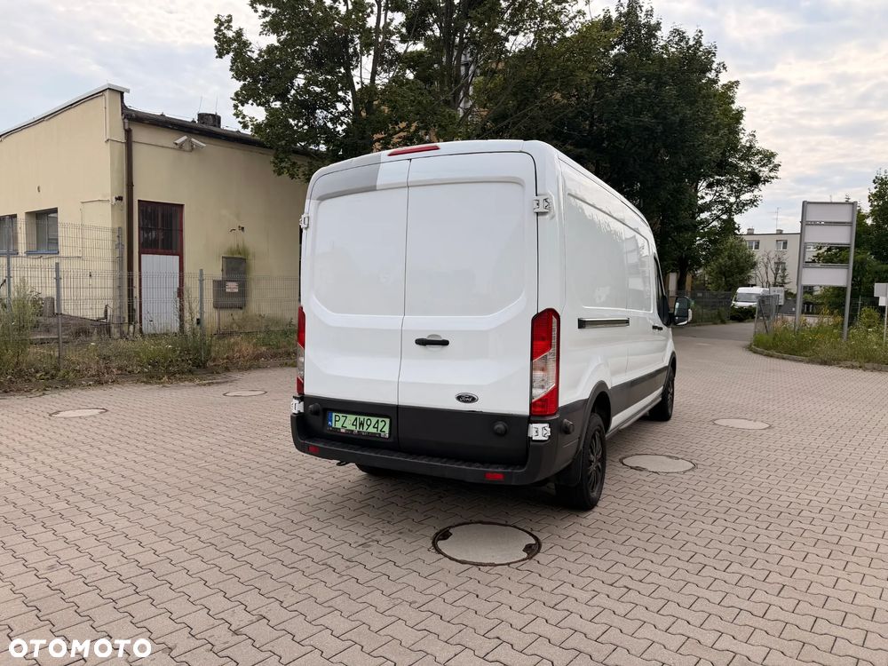 Ford E-Transit - 9