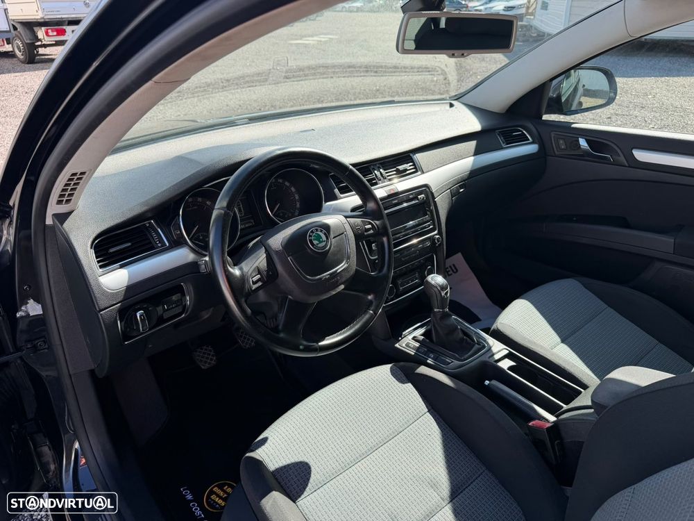 Skoda Superb 1.6 TDI Ambition - 7
