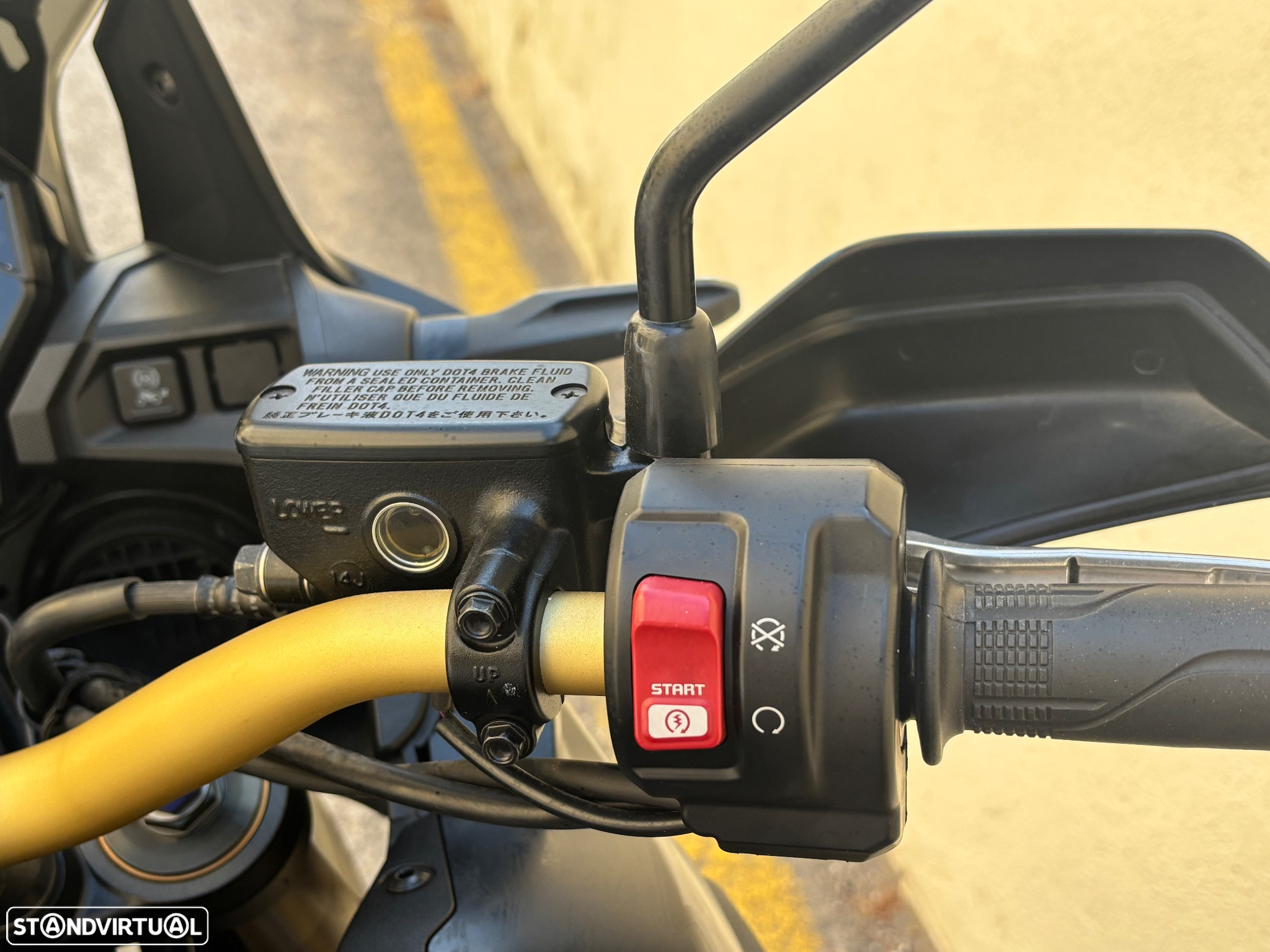 Honda Africa Twin CRF 1000L - 11