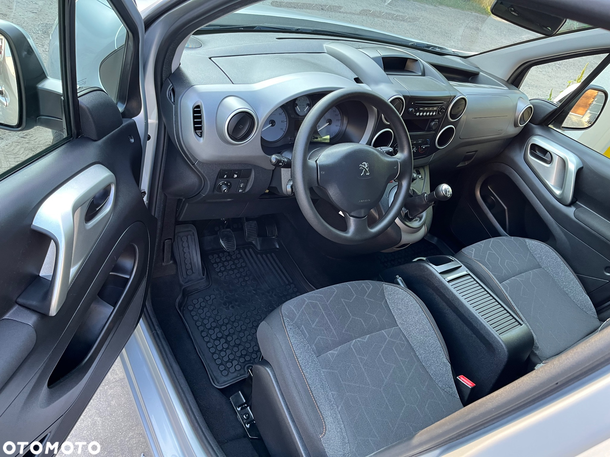 Peugeot Partner 1.6 BlueHDi Outdoor - 24