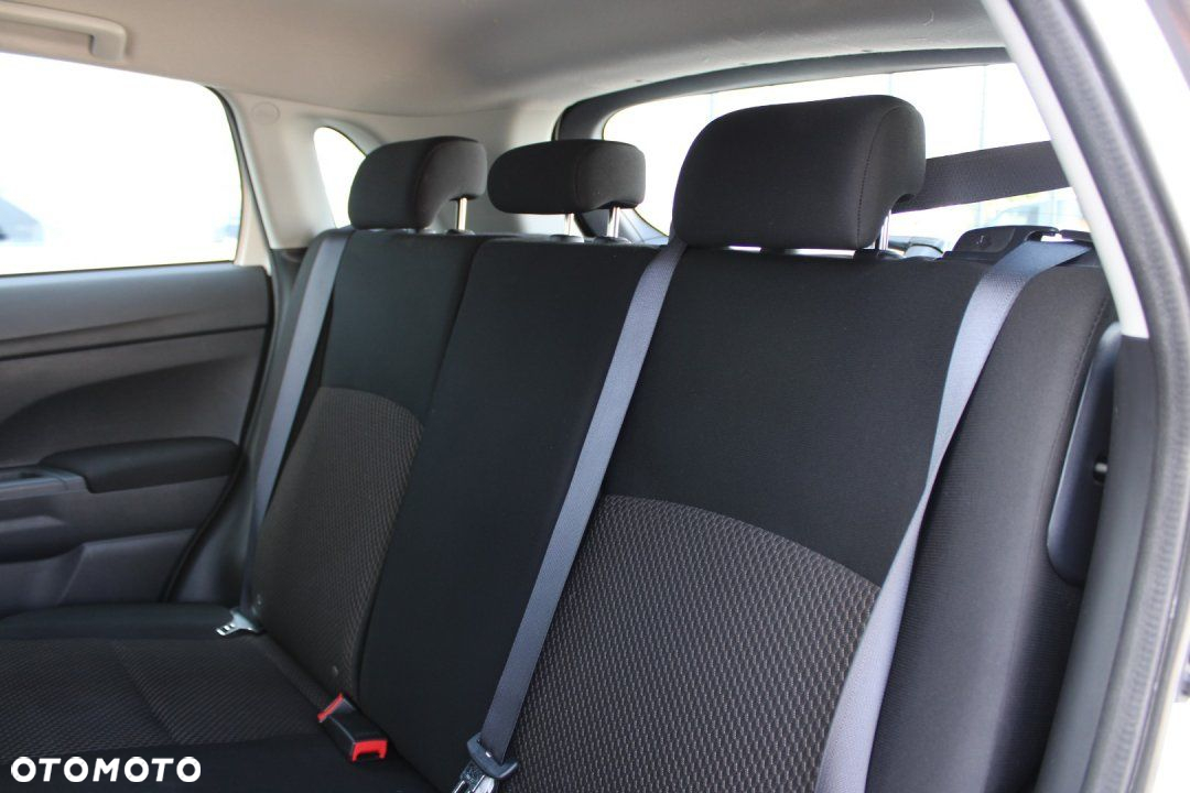 Mitsubishi ASX - 18