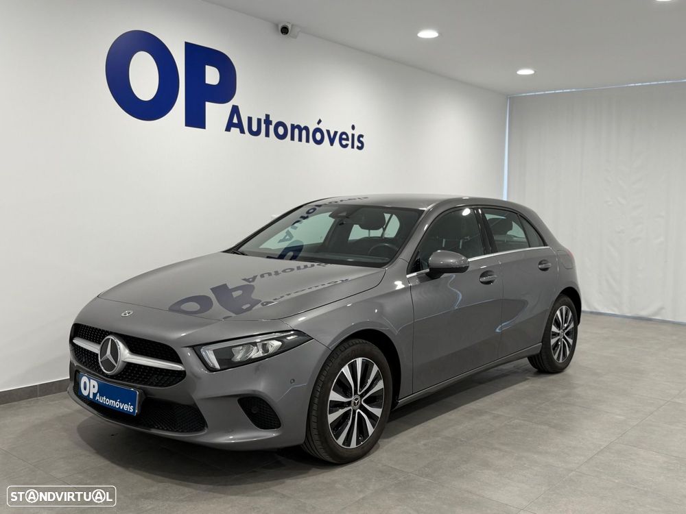 Mercedes-Benz A 250 e Style Plus - 1