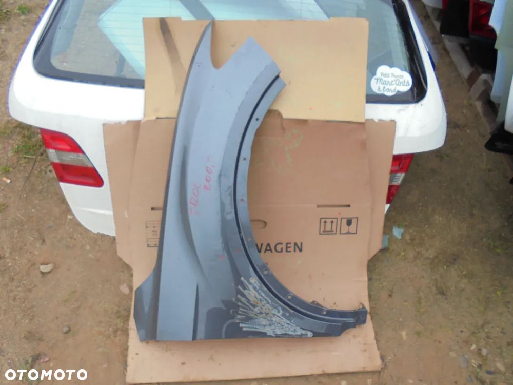 VOLKSWAGEN T-ROC BŁOTNIK PRAWY