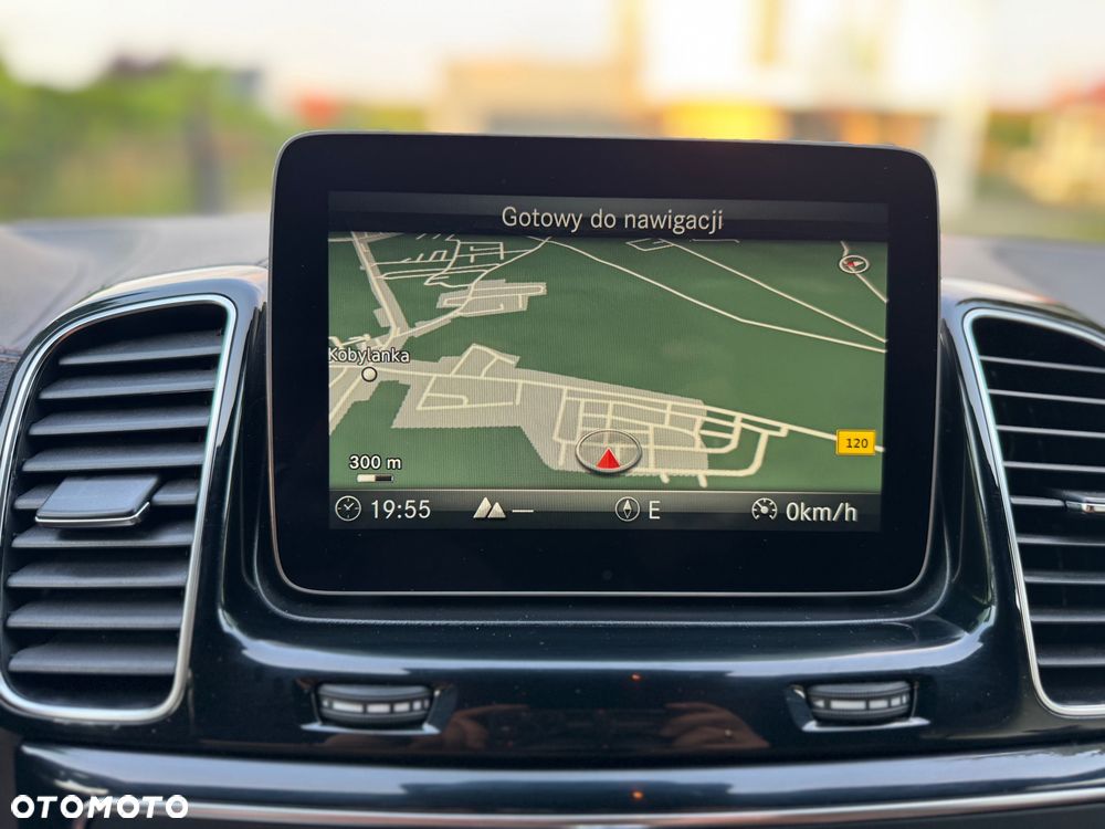 Mercedes-Benz GLE 350 d 4Matic 9G-TRONIC AMG Line - 38