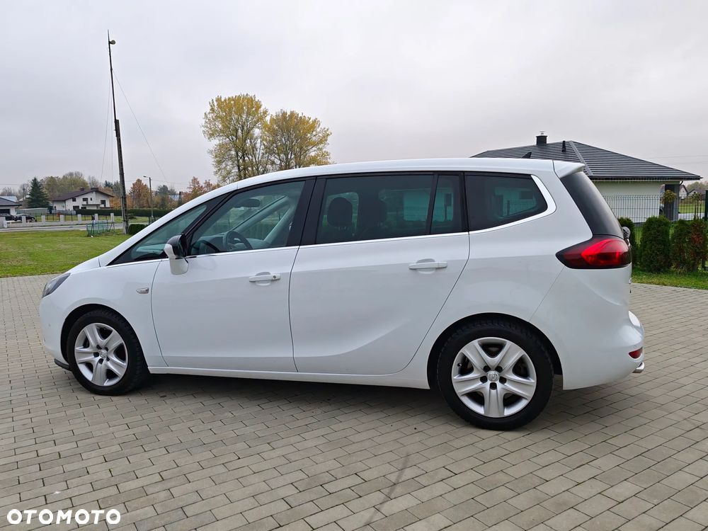 Opel Zafira 2.0 CDTI Cosmo - 8
