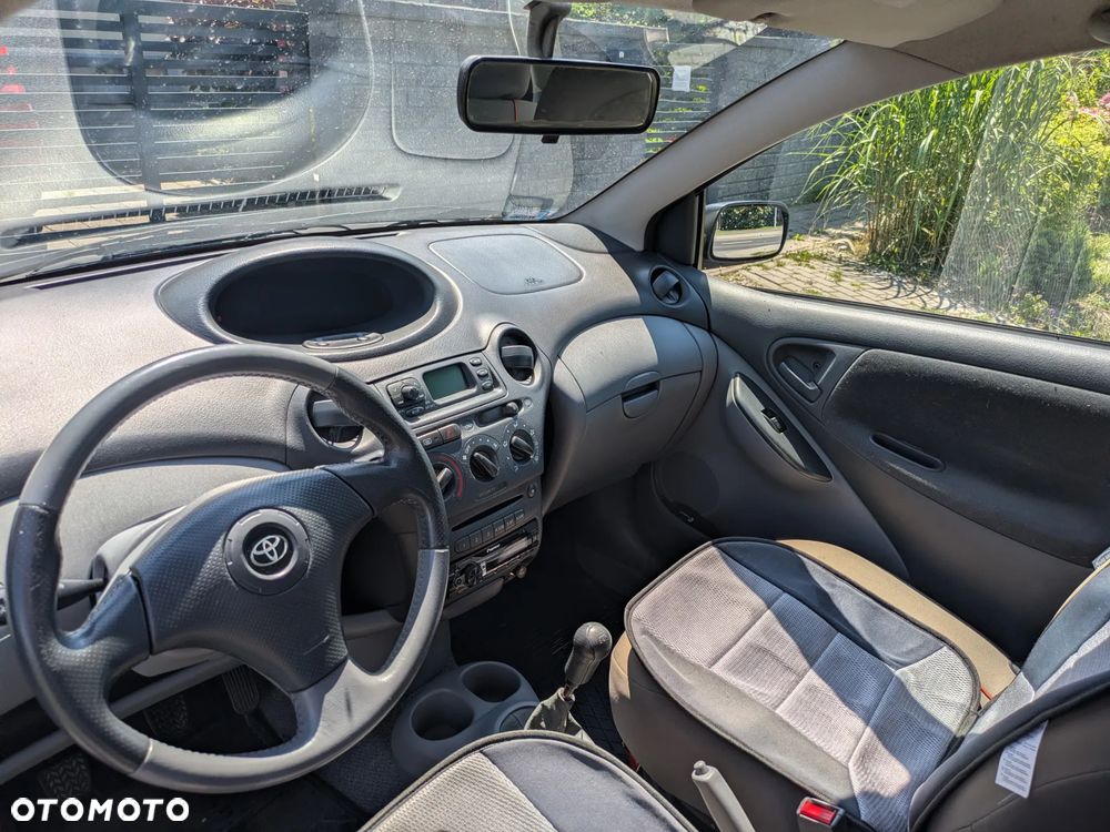 Toyota Yaris 1.3 Sol - 6