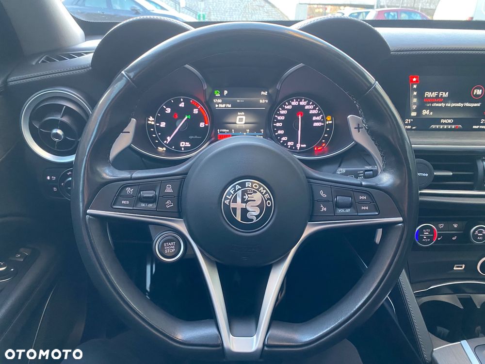 Alfa Romeo Stelvio 2.2 16V AT8-Q4 Executive - 12