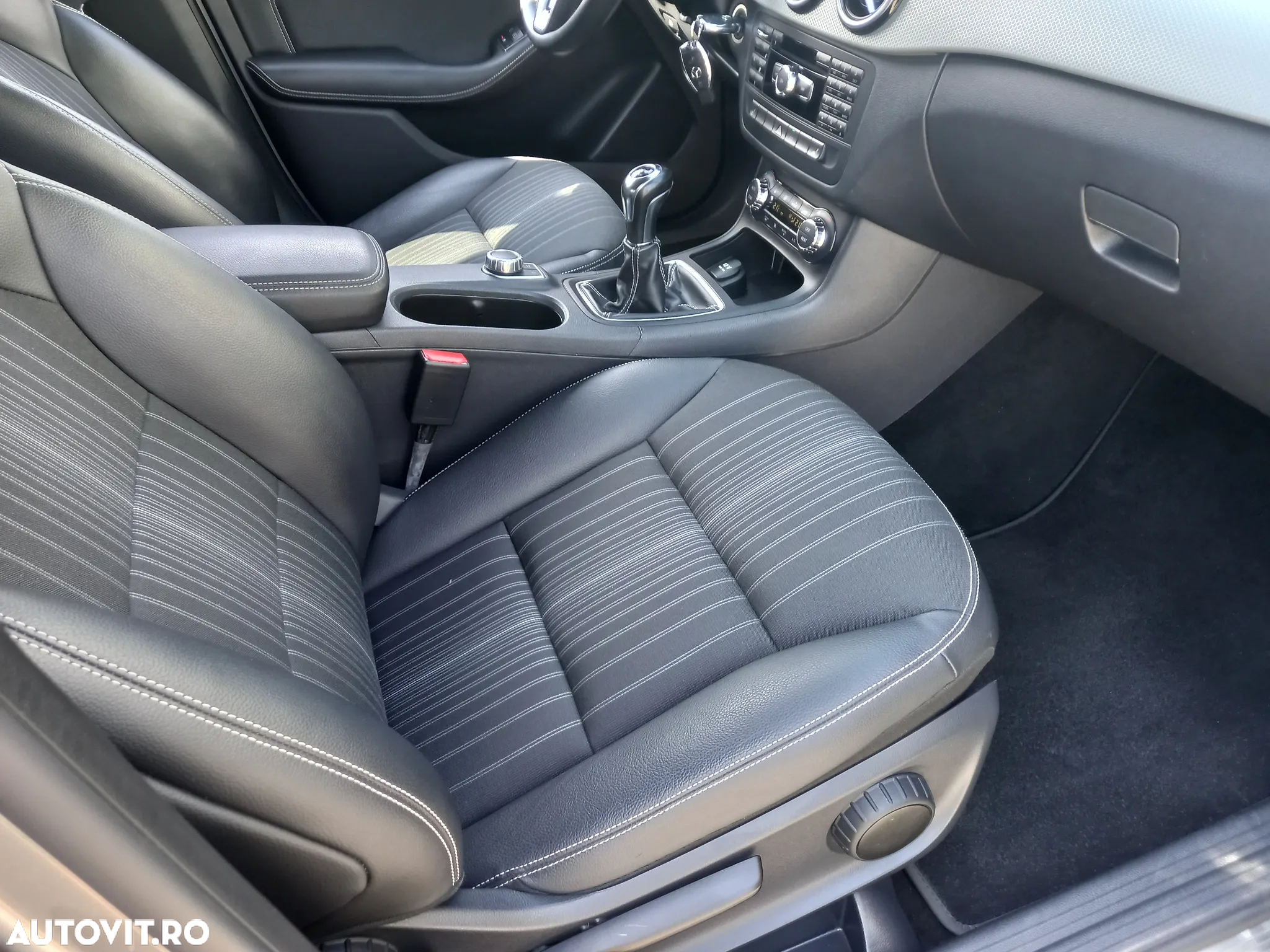 Mercedes-Benz B 180 CDI (BlueEFFICIENCY) - 7