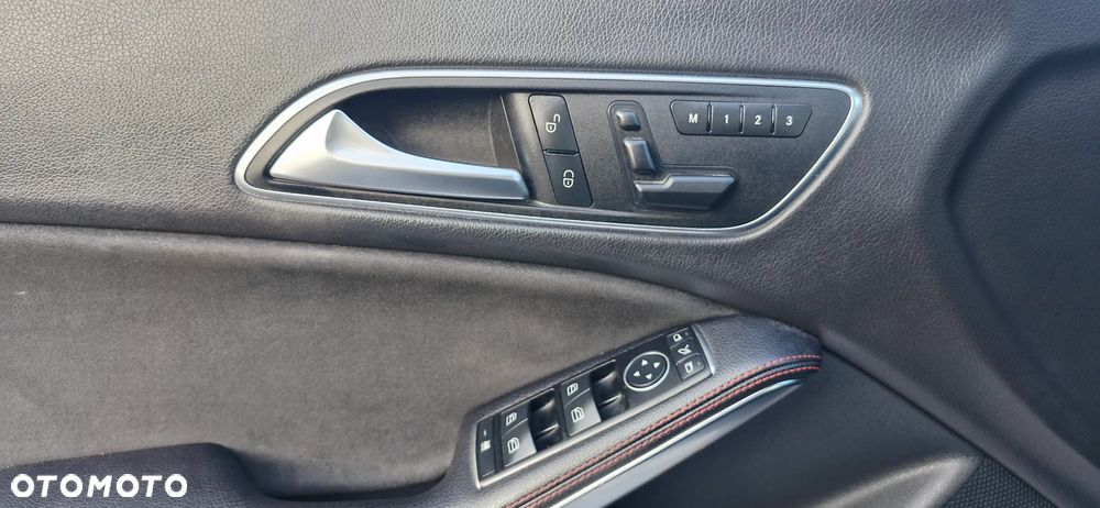 Mercedes-Benz CLA 220 (CDI) d AMG Line - 18