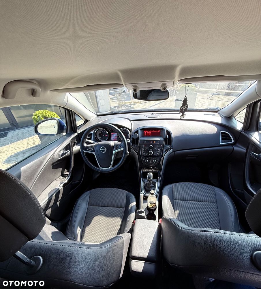 Opel Astra 1.6 CDTI Cosmo - 12