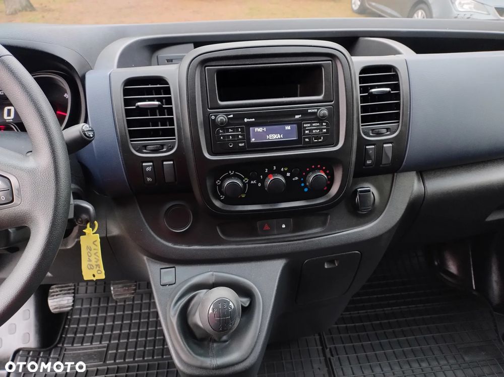 Opel VIVARO - 18