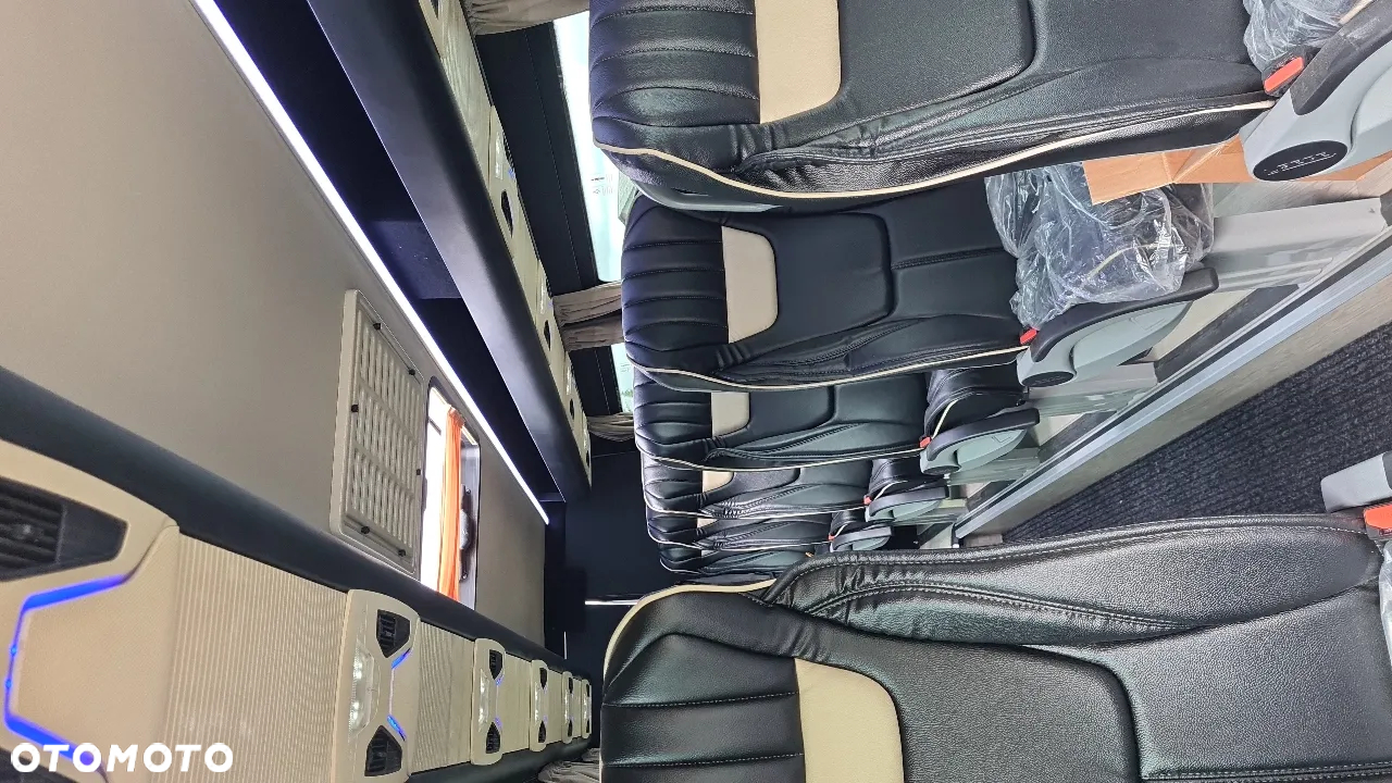 Iveco Daily 50C18 SprintCar - 2