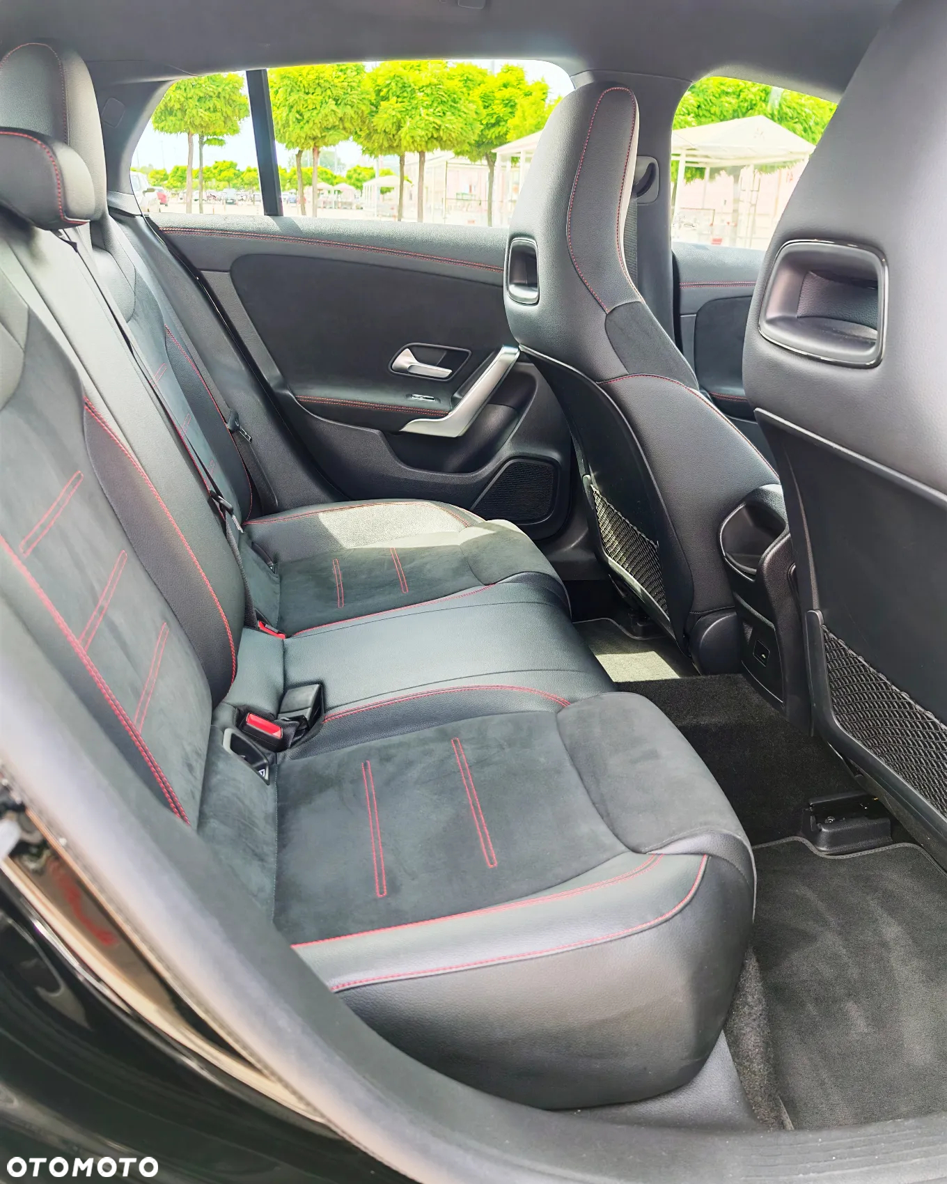 Mercedes-Benz CLA 180 AMG Line 7G-DCT - 13