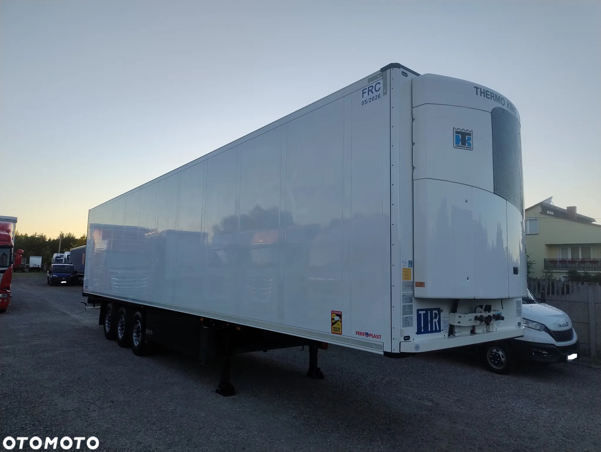 Schmitz Cargobull SCHMITZ Cargobull * THERMO KING SLXs 300* ZNAKOMITY STAN !!! - 10