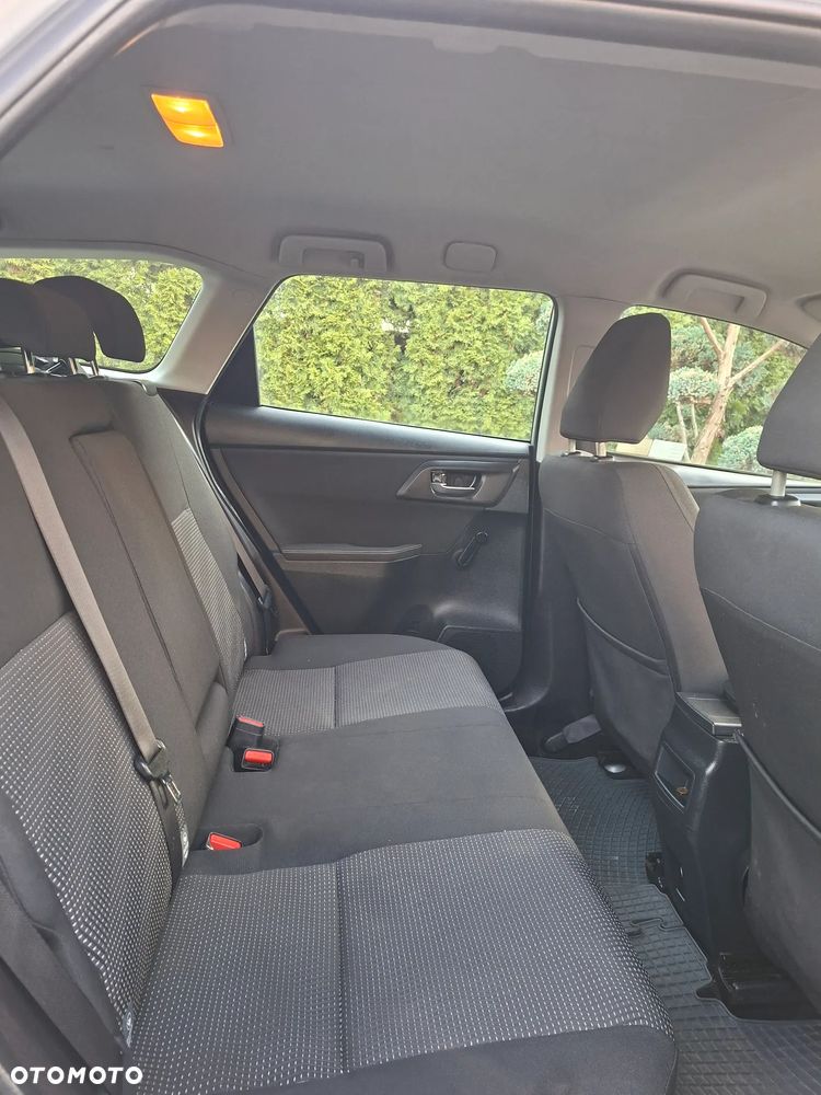 Toyota Auris 1.4 D-4D Premium - 7
