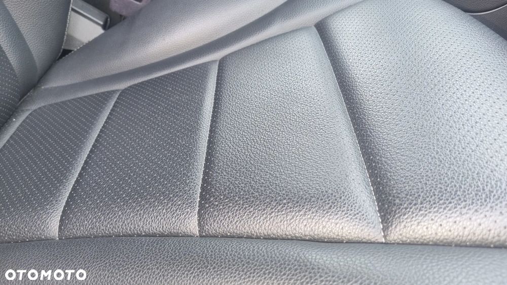 Mercedes-Benz GLC - 13