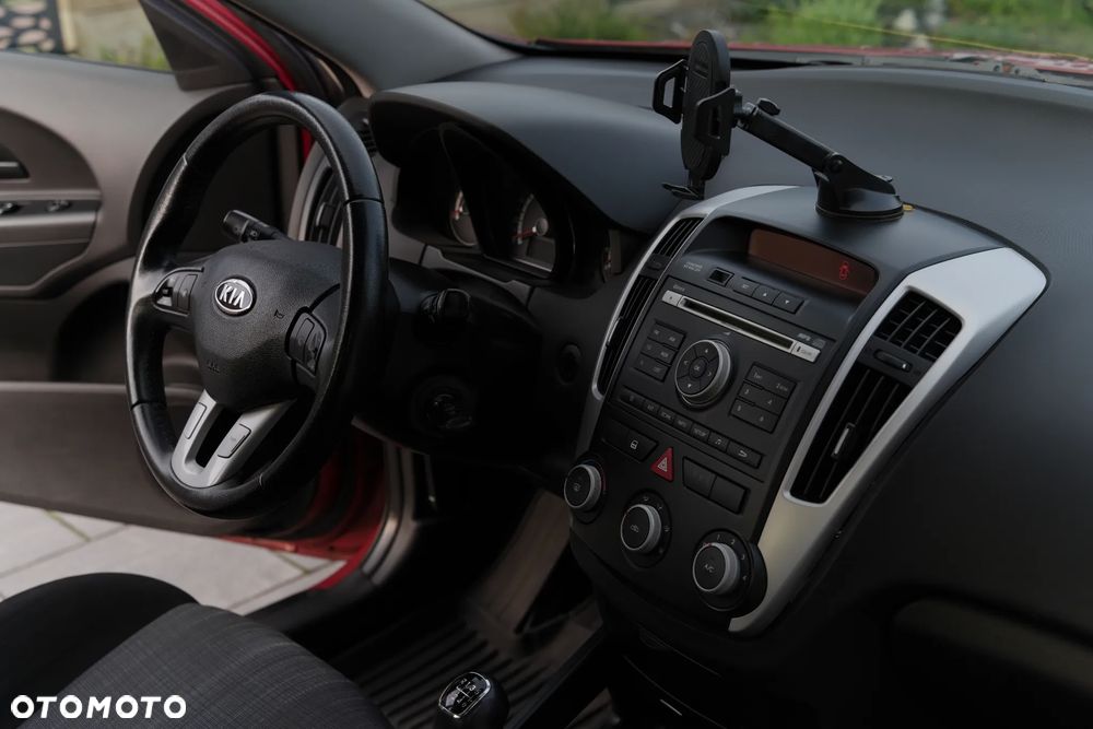 Kia Ceed 1.6 Crdi Comfort - 21