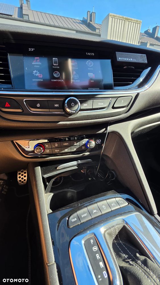 Opel Insignia 2.0 T 4x4 Innovation S&S - 9