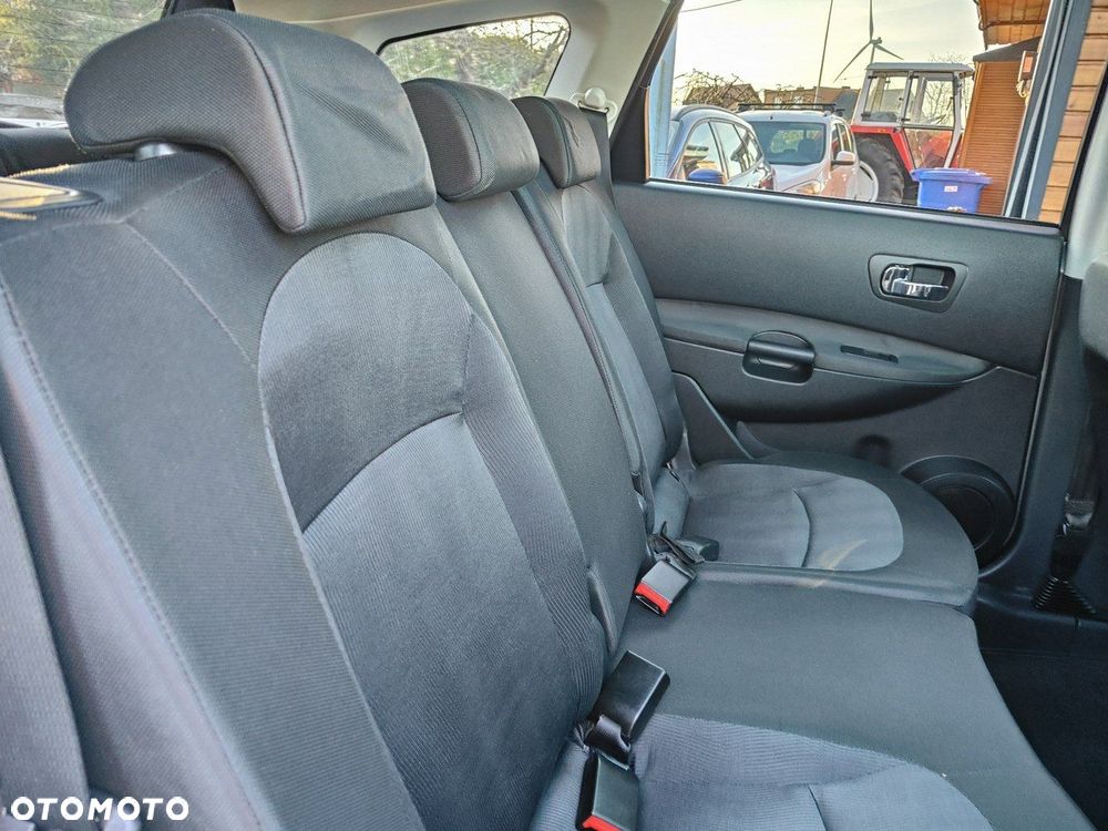 Nissan Qashqai+2 - 26