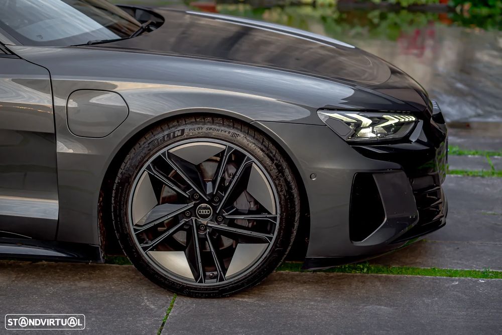 Audi e-tron GT quattro - 22