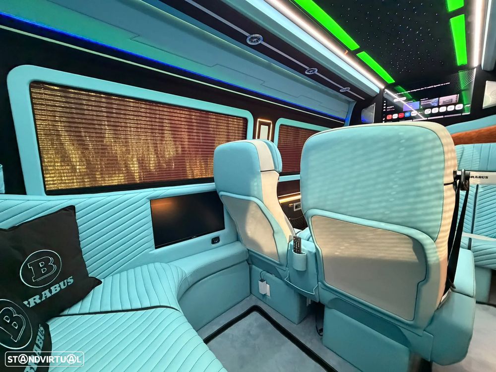 Mercedes-Benz Sprinter - 23