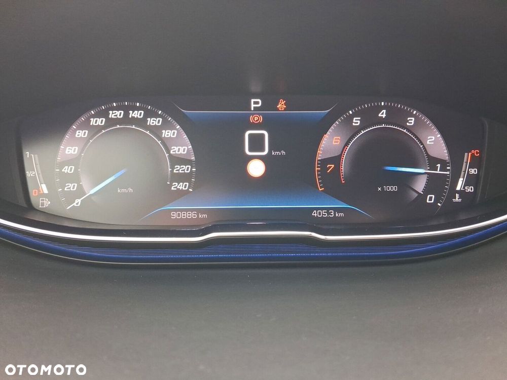 Peugeot 3008 1.2 PureTech Road Trip S&S EAT8 - 17