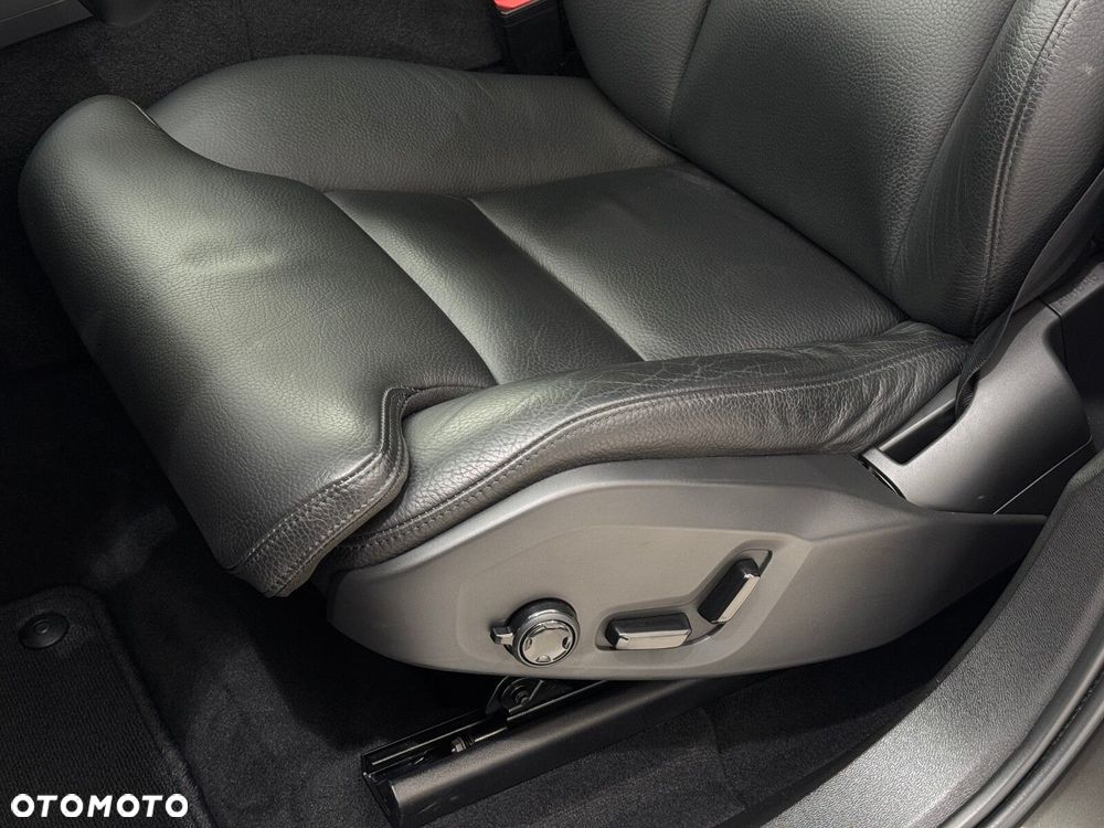 Volvo XC 60 - 11
