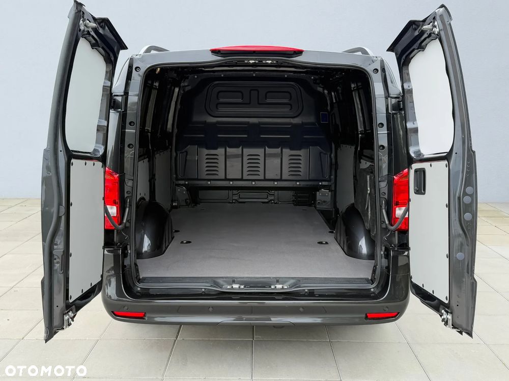Mercedes-Benz VITO 119 - 7