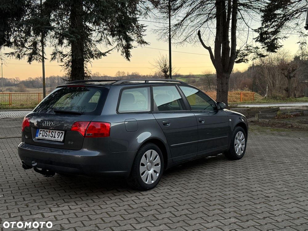 Audi A4 Avant - 5