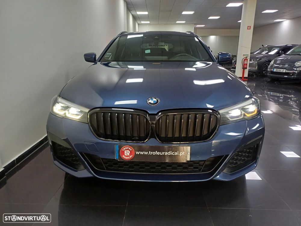BMW 530 e Pack Desportivo M - 5