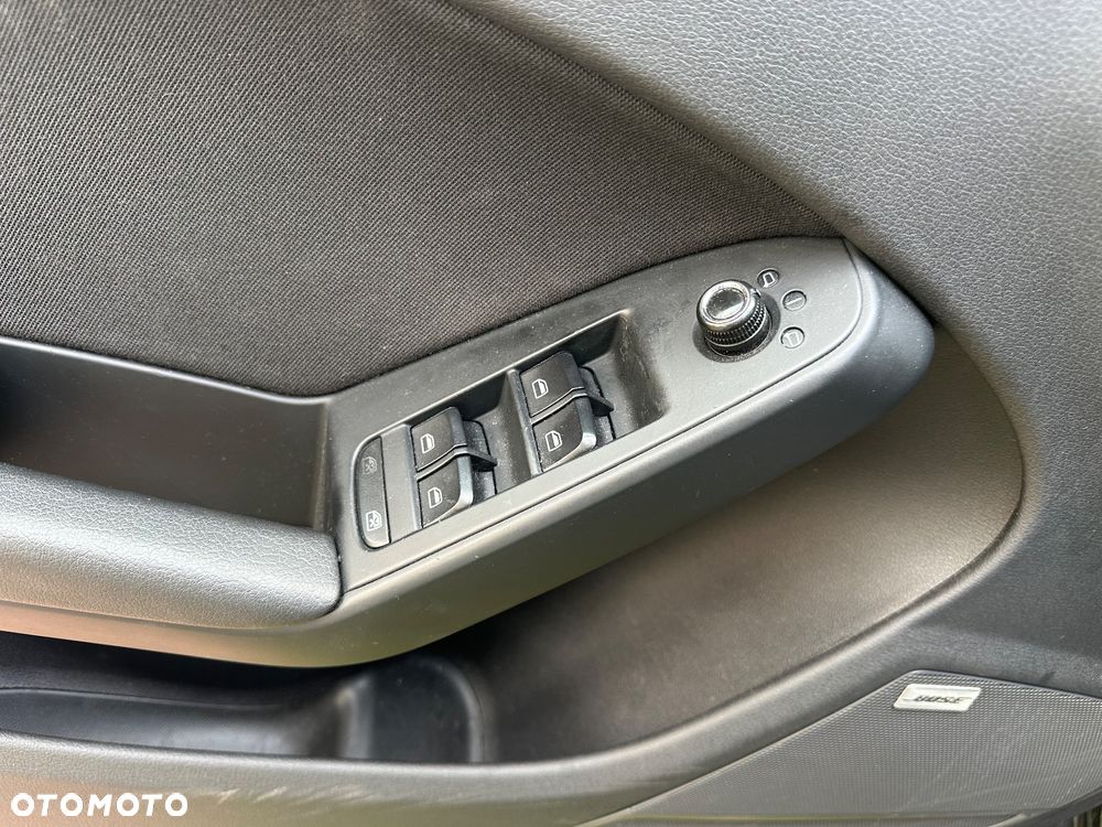 Audi A4 Avant 2.0 TDI Quattro Line - 27