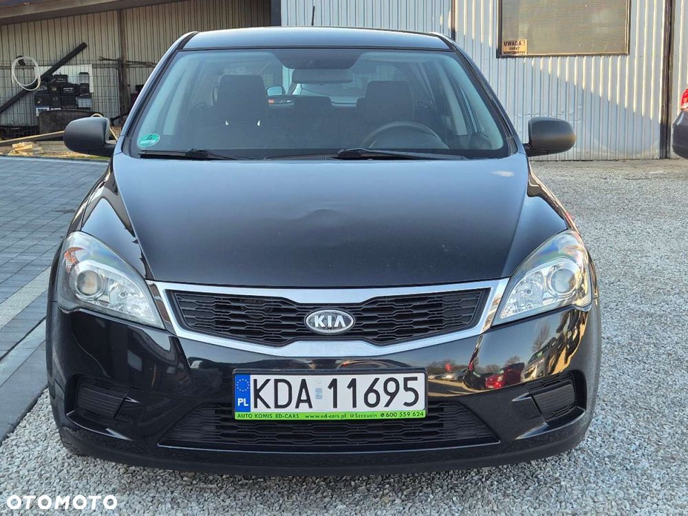 Kia Ceed - 3