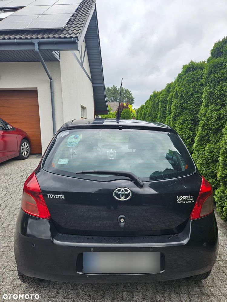 Toyota Yaris 1.4 D-4D Terra - 2