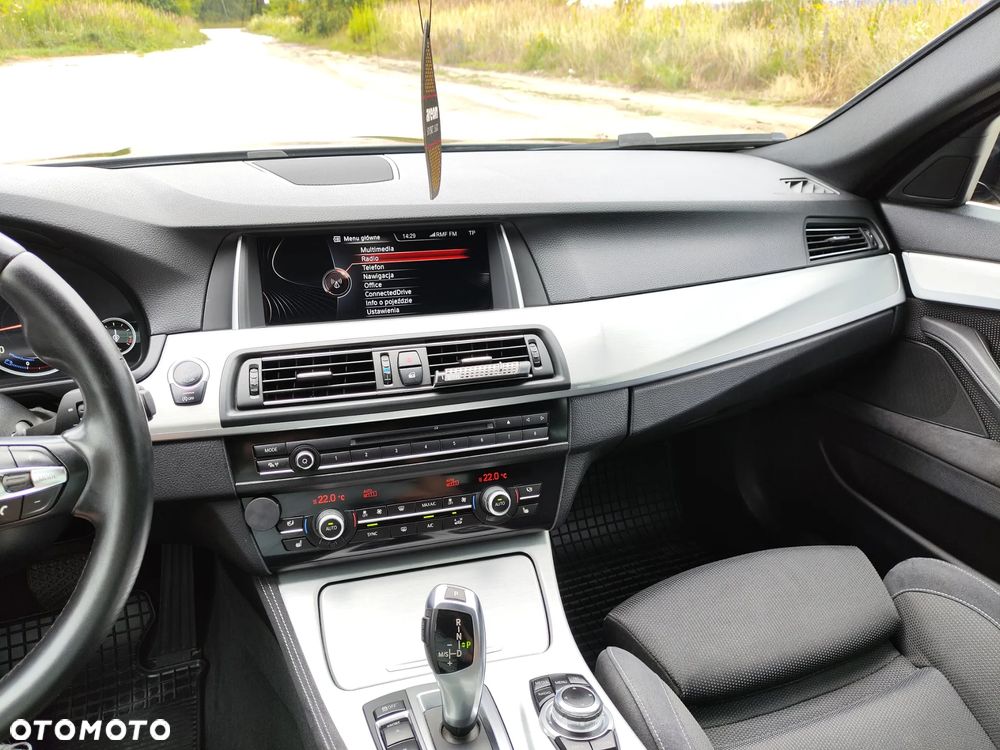 BMW Seria 5 520d M Sport Edition - 8