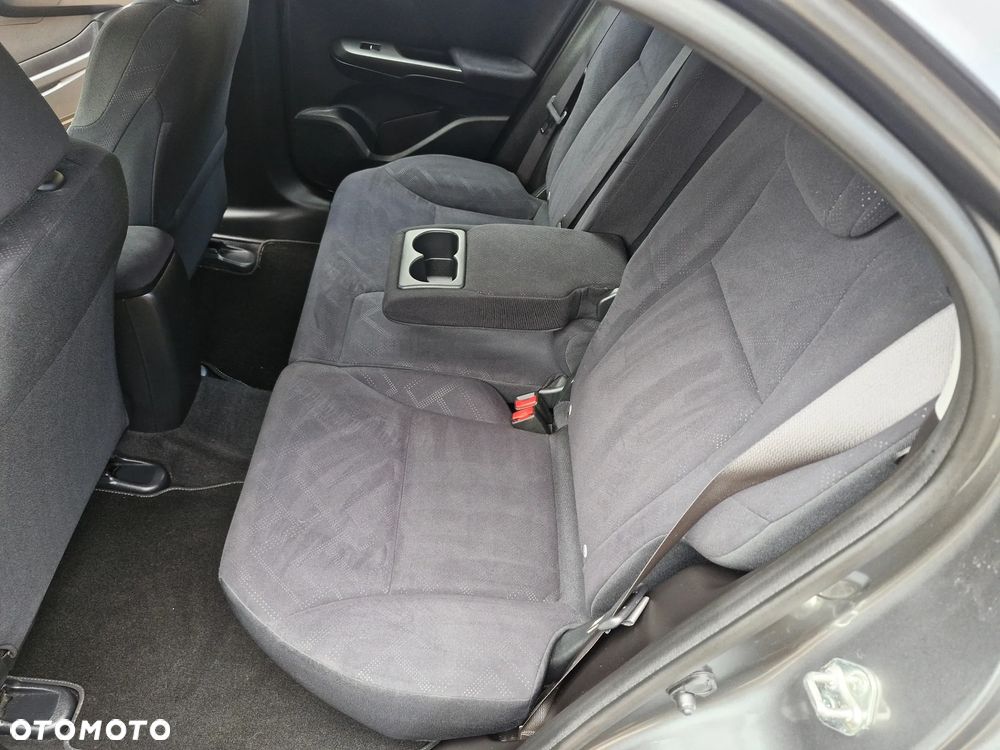 Honda Civic 1.8 i-VTEC Elegance - 9