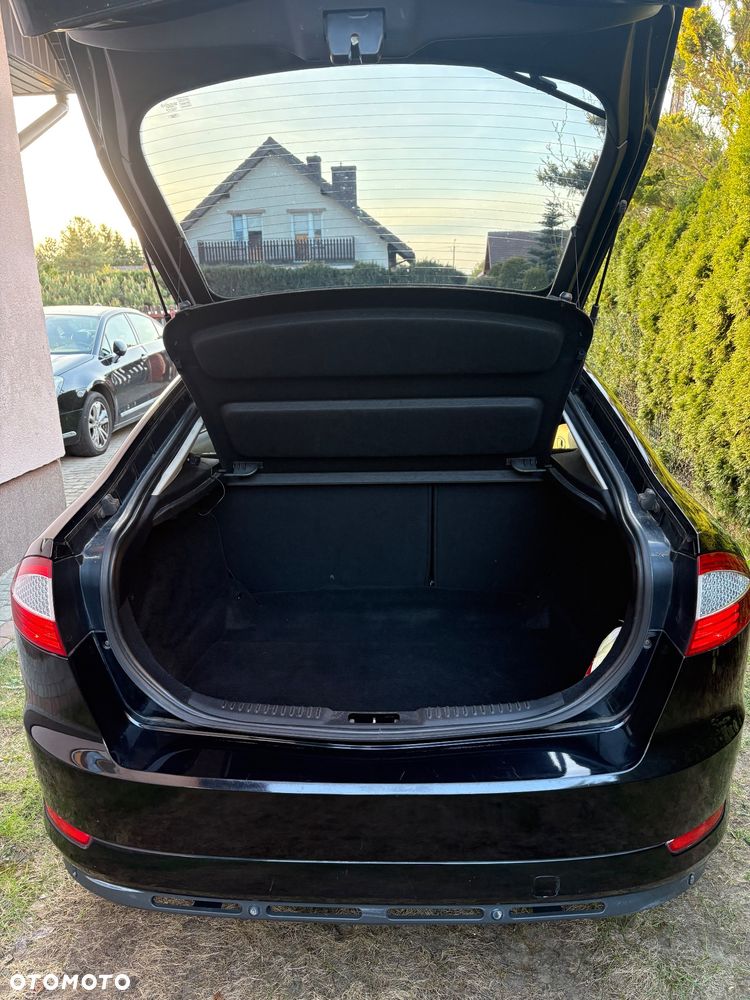 Ford Mondeo 1.8 TDCi Ambiente - 2