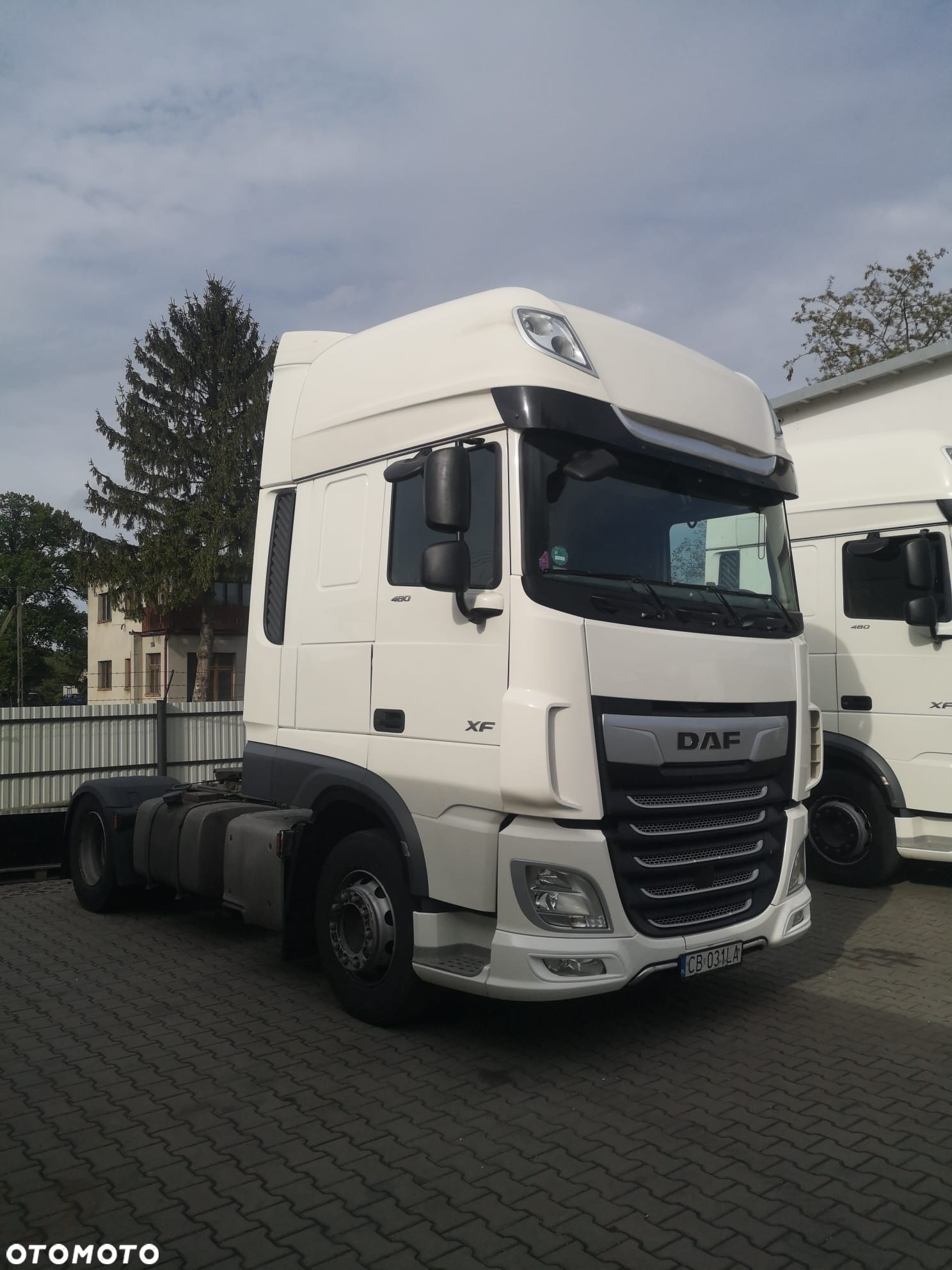 DAF XF - 10