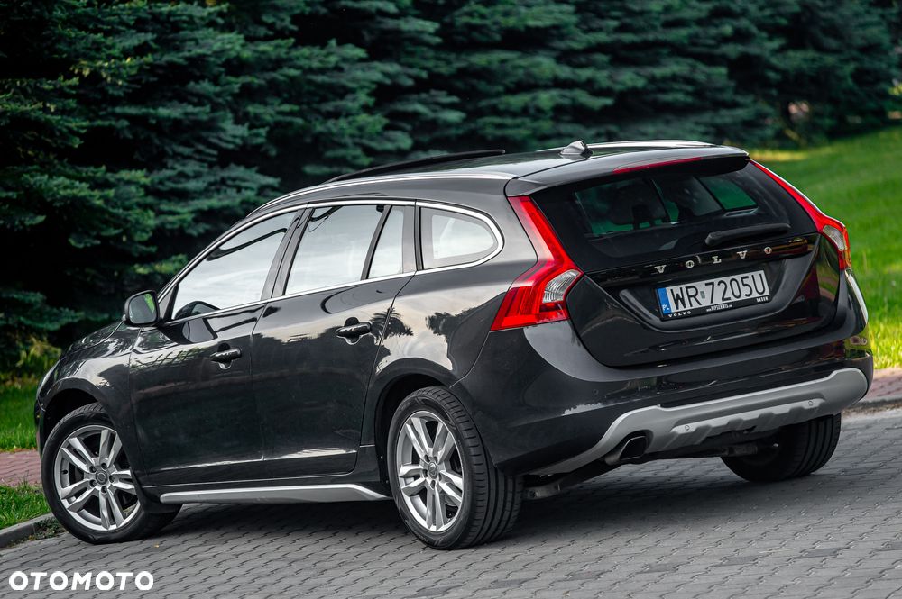 Volvo V60 D3 Geartronic RDesign - 18