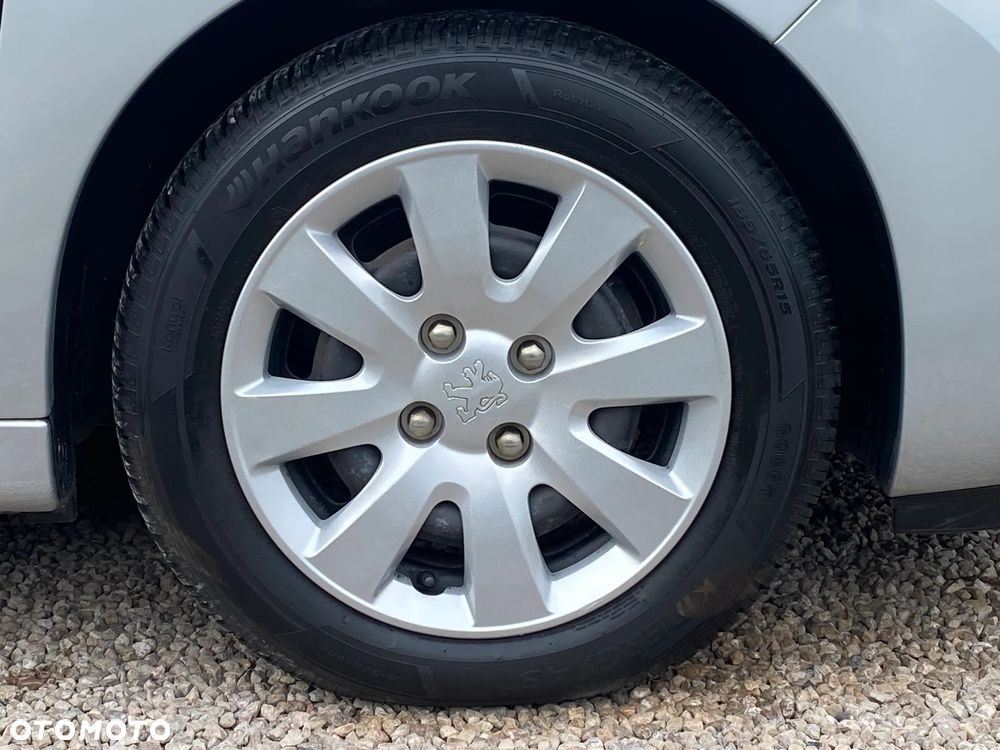 Peugeot 207 75 Urban Move - 24