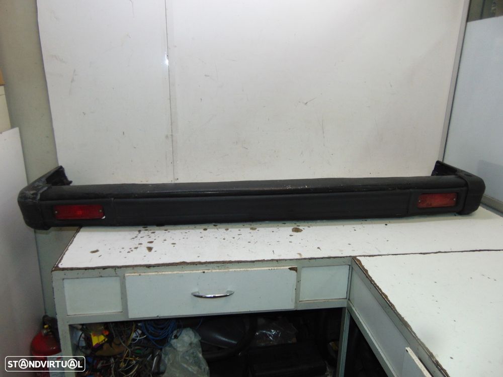 Datsun urvan para-choques - 9