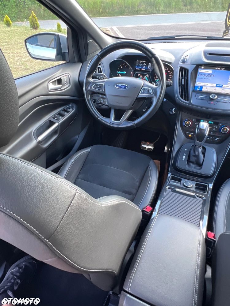 Ford Kuga 2.0 TDCi AWD ST-Line - 19