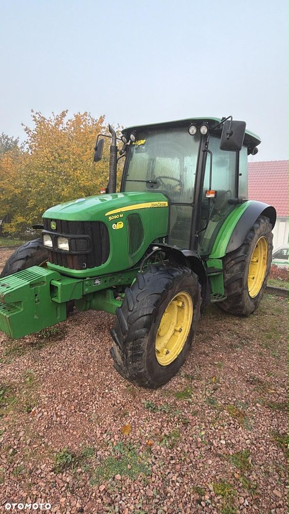 John Deere 5090M - 1