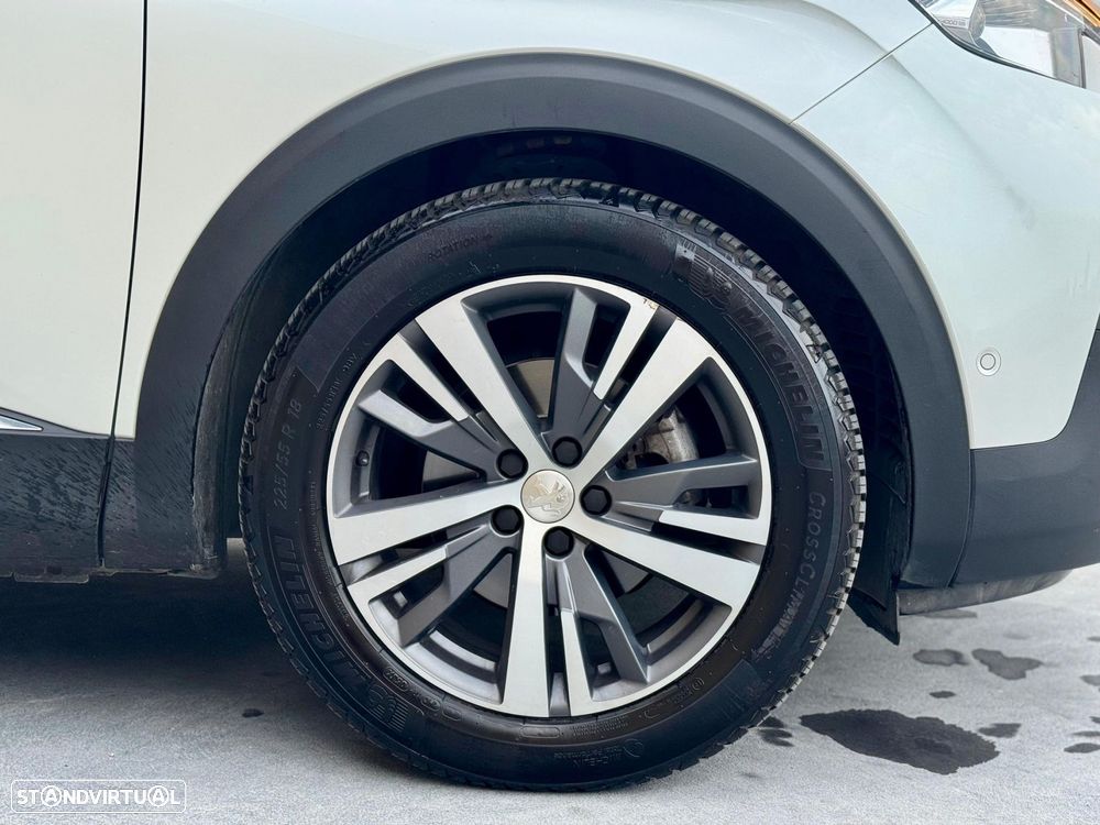 Peugeot 3008 1.6 BlueHDi GT Line EAT6 - 32